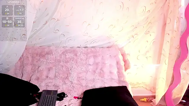 kinkyboat23 online show from 12/20/25, 07:39