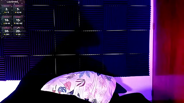 kinkyboat23 online show from 11/07/25, 08:57