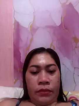 sexybitch 02 online show from 04/18/26, 06:38