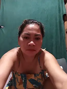 Snapshot of sexybitch_02 chatting on 06/19/26, 05:30 sexybitch 02 online show from 06/19/26, 05:30