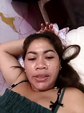 sexybitch 02 online show from 04/13/26, 02:59