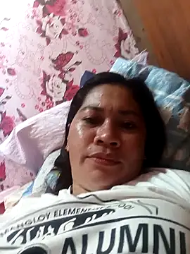 sexybitch 02 online show from 12/21/25, 04:36