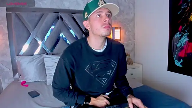 nils saint online show from 11/14/25, 04:49