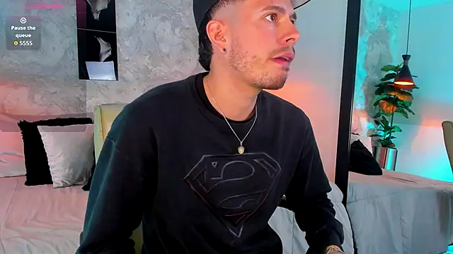 nils saint online show from 12/01/25, 02:12