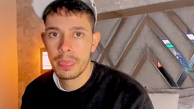 nils saint online show from 11/18/25, 04:38