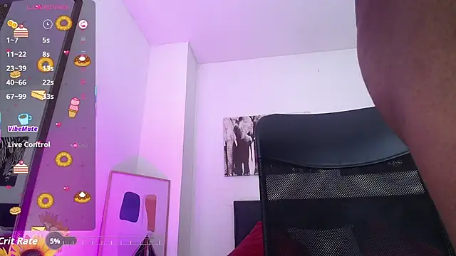 BarbaraGil1 online show from 12/14/25, 08:09