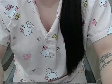 Snapshot of Zhi__2k6 chatting on 09/23/25, 05:09 Zhi 2k6 online show from 09/23/25, 05:09