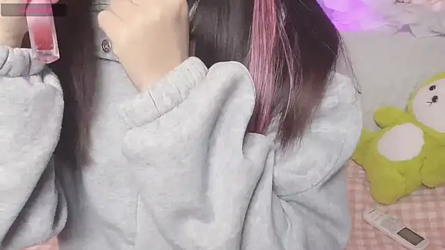 kemybaby online show from 12/02/25, 03:19