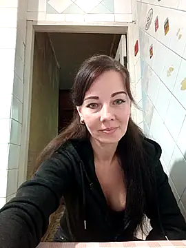 Adeline3302 online show from 10/29/25, 01:54