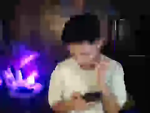 hotzachery online show from 11/04/25, 04:22