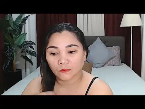 MarielRose143 online show from 11/21/25, 04:06