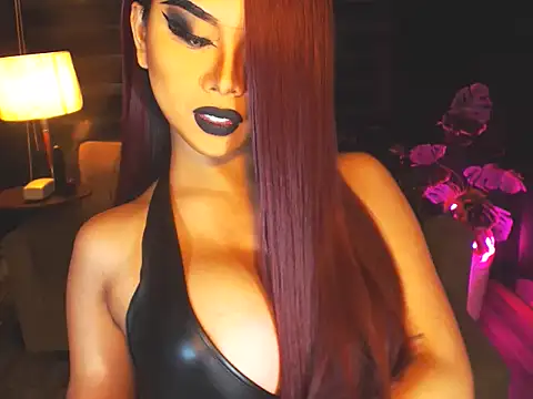 Snapshot of KarlaFrost chatting on 06/26/26, 01:33 KarlaFrost online show from 06/26/26, 01:33