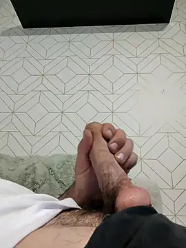 boy8540 online show from 05/25/26, 06:28