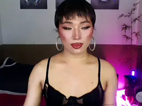 Snapshot of Spicy_kinky chatting on 05/23/26, 10:42 Spicy kinky online show from 05/23/26, 10:42