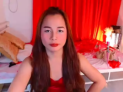 Snapshot of SheraCock chatting on 02/15/26, 05:41 SheraCock online show from 02/15/26, 05:41