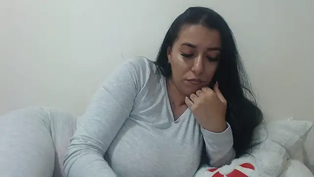 Maryem637048 online show from 11/04/25, 03:16