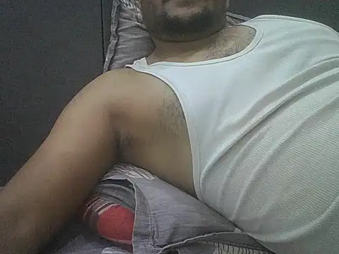 Sexyxxxboy99 online show from 10/28/25, 01:43