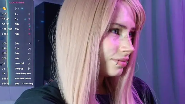 PieraMarch online show from 10/20/25, 07:58