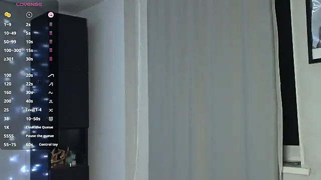 PieraMarch online show from 10/12/25, 06:53