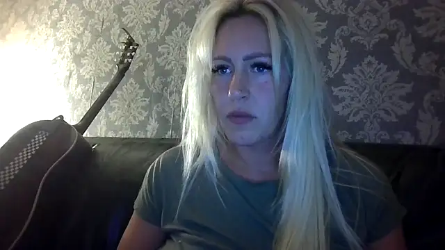 Snapshot of stormy_p chatting on 10/11/25, 08:54 stormy p online show from 10/11/25, 08:54