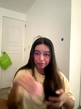 urasianlady online show from 10/23/25, 06:34