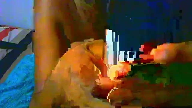 Snapshot of shy-lillyX22 chatting on 11/26/25, 08:53 shy-lillyX22 online show from 11/26/25, 08:53