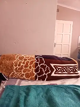 shy-lillyX22 online show from 05/21/26, 06:33