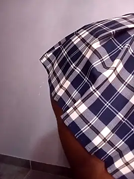 shy-lillyX22 online show from 03/23/26, 06:46