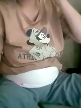 Snapshot of Npchi chatting on 04/13/26, 10:30 Npchi online show from 04/13/26, 10:30