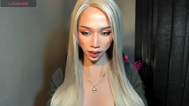 AiraCumSlut online show from 04/05/26, 02:35