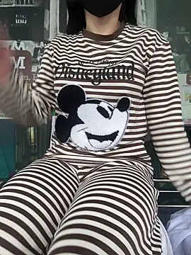 Meii-meyy online show from 11/09/25, 07:45