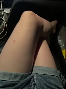 Meii-meyy online show from 10/19/25, 03:59