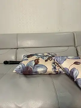 Meii-meyy online show from 11/04/25, 06:39