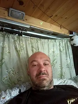Snapshot of annubis69 chatting on 09/13/25, 09:31 annubis69 online show from 09/13/25, 09:31