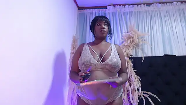 Alhana-miller online show from 01/19/26, 12:42