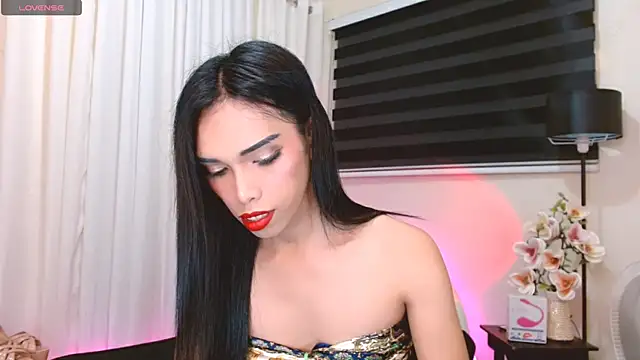 angelaxmonroe online show from 11/18/25, 05:05