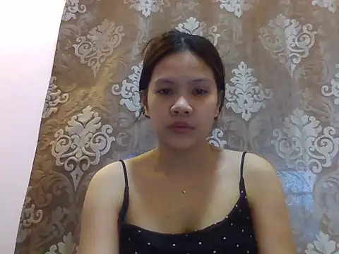 Snapshot of sweetcherry23 chatting on 09/24/25, 04:41 sweetcherry23 online show from 09/24/25, 04:41