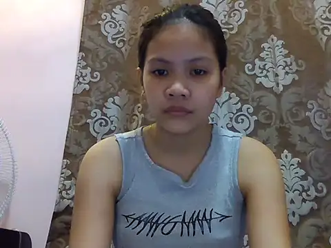 Snapshot of sweetcherry23 chatting on 10/08/25, 08:05 sweetcherry23 online show from 10/08/25, 08:05