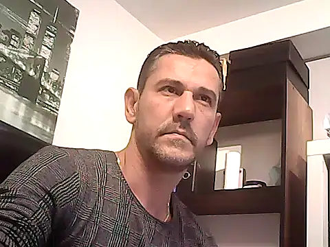 mastercharisma35 online show from 12/04/25, 03:22