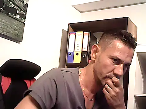 mastercharisma35 online show from 05/15/26, 12:25