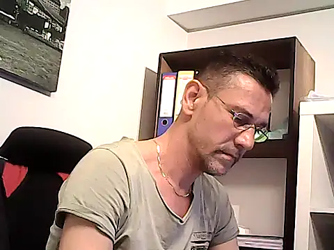 mastercharisma35 online show from 04/21/26, 09:05