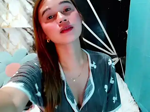 urgirl mikah online show from 07/07/26, 11:30