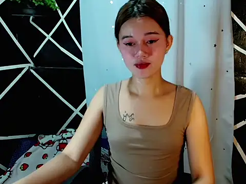 Snapshot of urgirl_mikah chatting on 09/14/25, 02:56 urgirl mikah online show from 09/14/25, 02:56