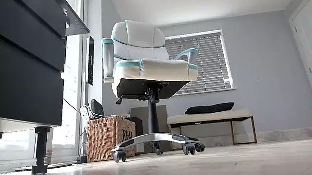 foxyroxymilf online show from 01/06/26, 01:15