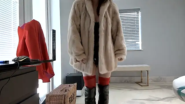 foxyroxymilf online show from 11/17/25, 11:47