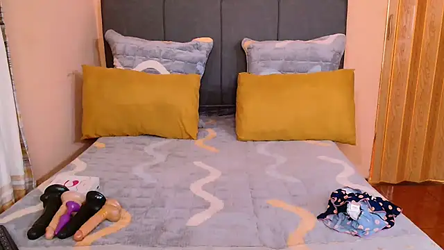 lunasexyXx online show from 11/08/25, 05:05