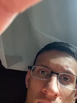 safadezanunes2 online show from 09/18/25, 05:38