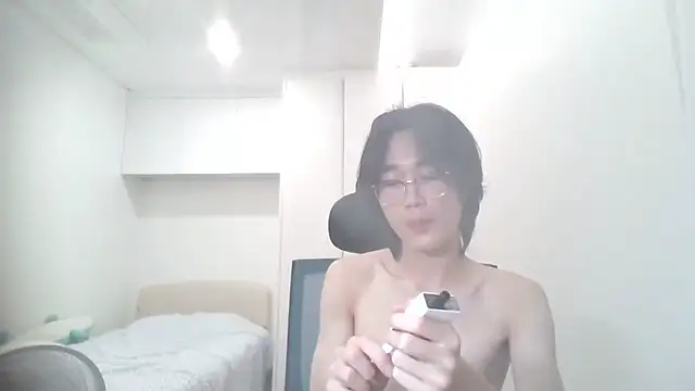 Snapshot of imurboy chatting on 07/14/26, 06:14 imurboy online show from 07/14/26, 06:14