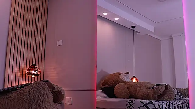 SamantaVazquez online show from 12/02/25, 12:29