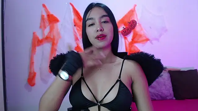 kyra fox  online show from 10/31/25, 12:35